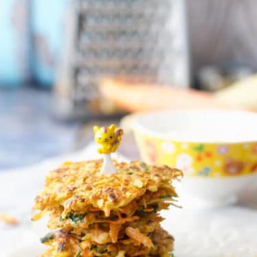 These carrot and parsnip fritters are a great way to get kids eating veggies. A delicious finger food perfect for babies and toddlers but something the whole family will enjoy.