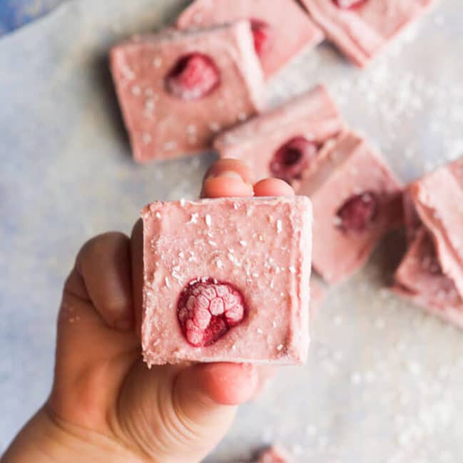 raspberry peanut butter freezer bites. Frozen treat for kids, no refined sugar