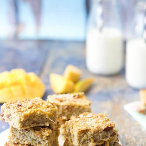 These coconut mango oat breakfast bars are a great start to the day. Sweetened only with fruit. Great for BLW (Baby led weaning) and lunch box friendly.