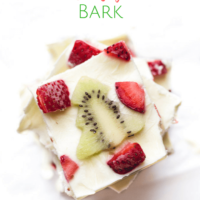 Christmas frozen yogurt bark, a super healthy but delicious Christmas snack for kids.