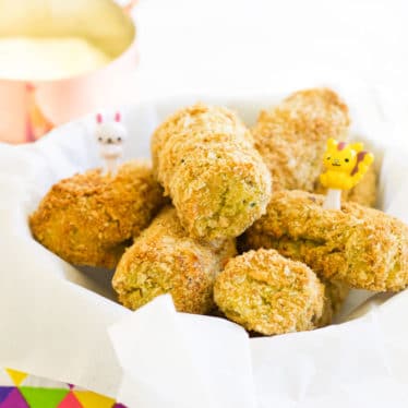 Veggie Nuggets in Bowl with Dip in Backgrond