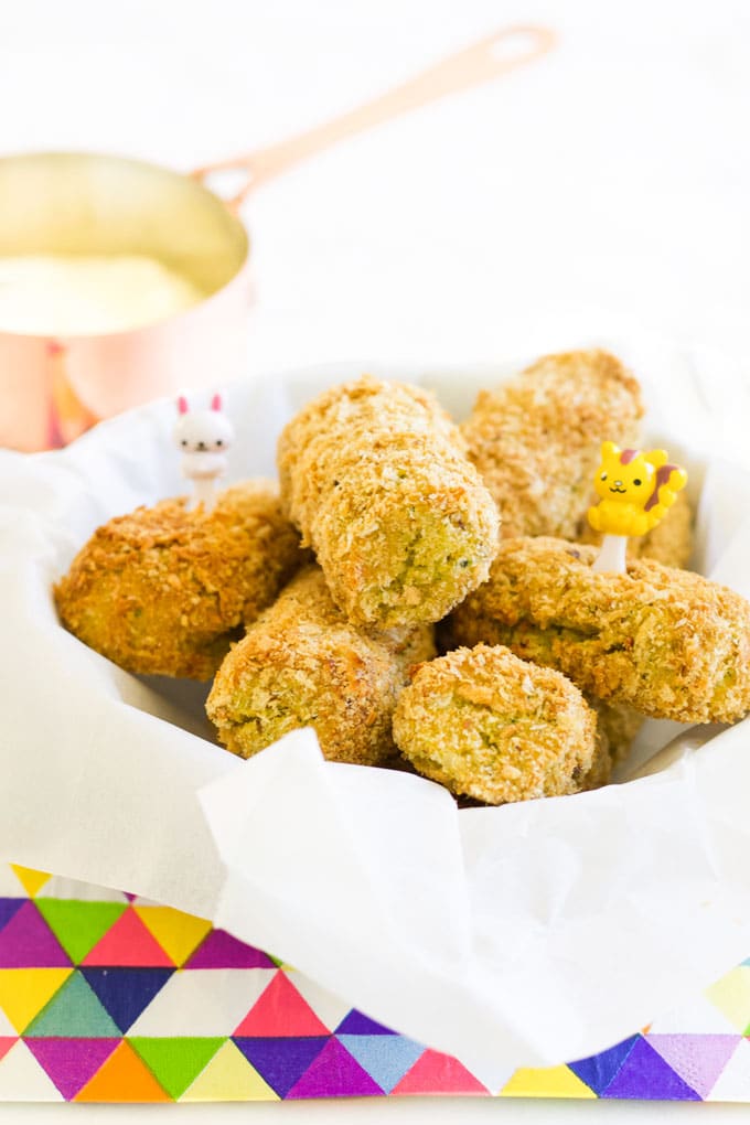 Veggie Nuggets in Bowl with Dip in Backgrond