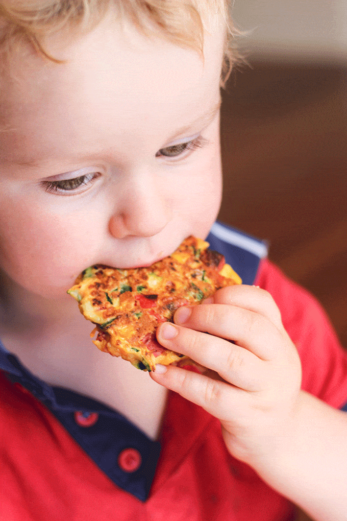 These rainbow fritters are a perfect finger food for kids and are great for blw (baby-led weaning) Packed with veggies for nutrients and made with chick pea flour for extra protein. Gluten free. 