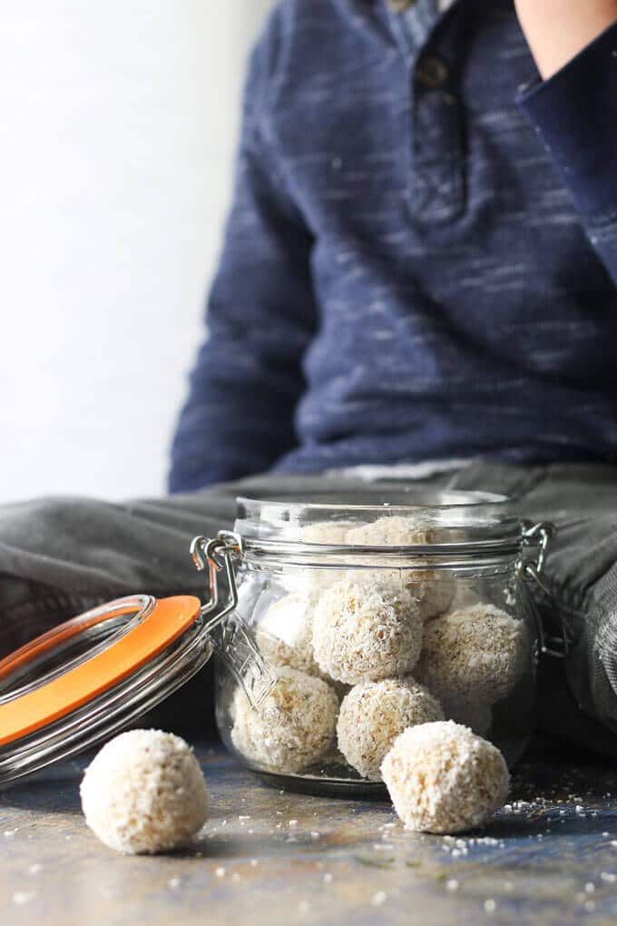 Tropical oat balls a great kids snack made from pats, linseed, pineapple, coconut, ginger and apricot. A great finger food for kids. Suitable for the lunchbox. Nut free, dairy free. Toddler snack