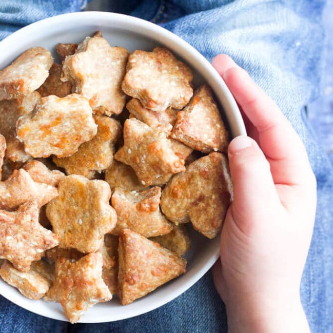 Cheesy Quinoa crackers. A great snack for kids, perfect for the lunch box.