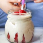 This banana yogurt is naturally sweetened and is a delicious dessert for kids and babies. Prepared in minutes, delicious and healthy. #kidsfood #healthykids #noaddedsugar #blw