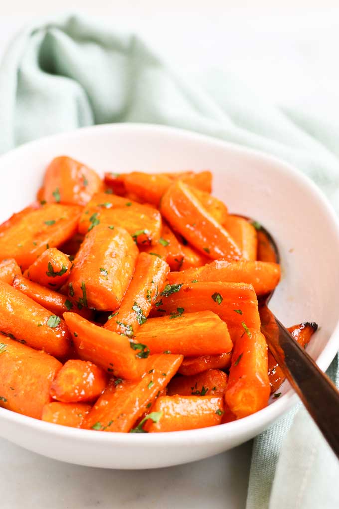 Honey Roasted Carrots in Serving Bowl