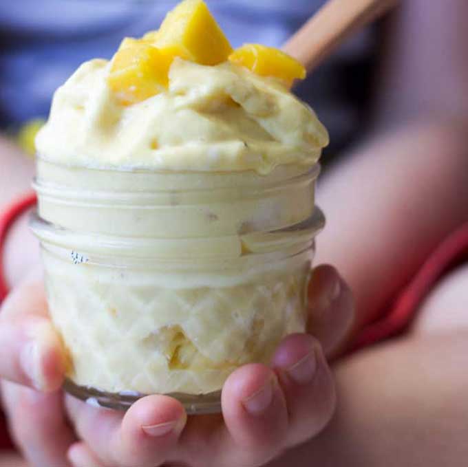 Mango Frozen Yoghurt in Jar