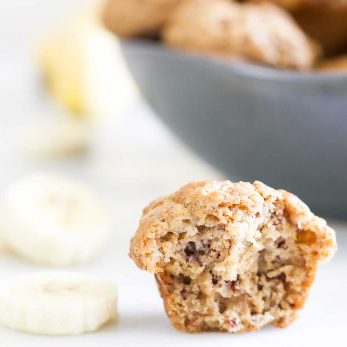 https://www.healthylittlefoodies.com/wp-content/uploads/2020/04/baby-banana-muffins-square.jpg