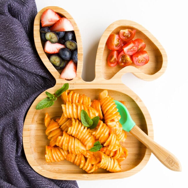 https://www.healthylittlefoodies.com/wp-content/uploads/2021/08/baby-pasta-baby-plate-649x649.jpg